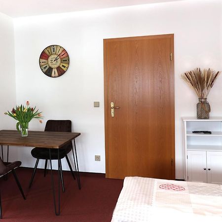 ルーポルディングHaus Dippel Am Kurpark Inklusive Chiemgaukarteアパートメント エクステリア 写真