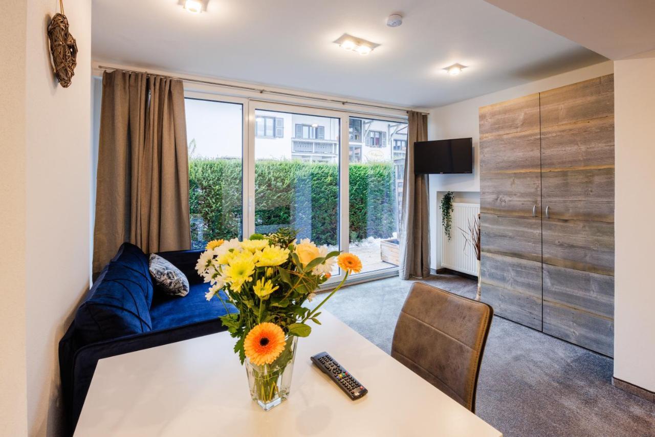 ルーポルディングHaus Dippel Am Kurpark Inklusive Chiemgaukarteアパートメント エクステリア 写真
